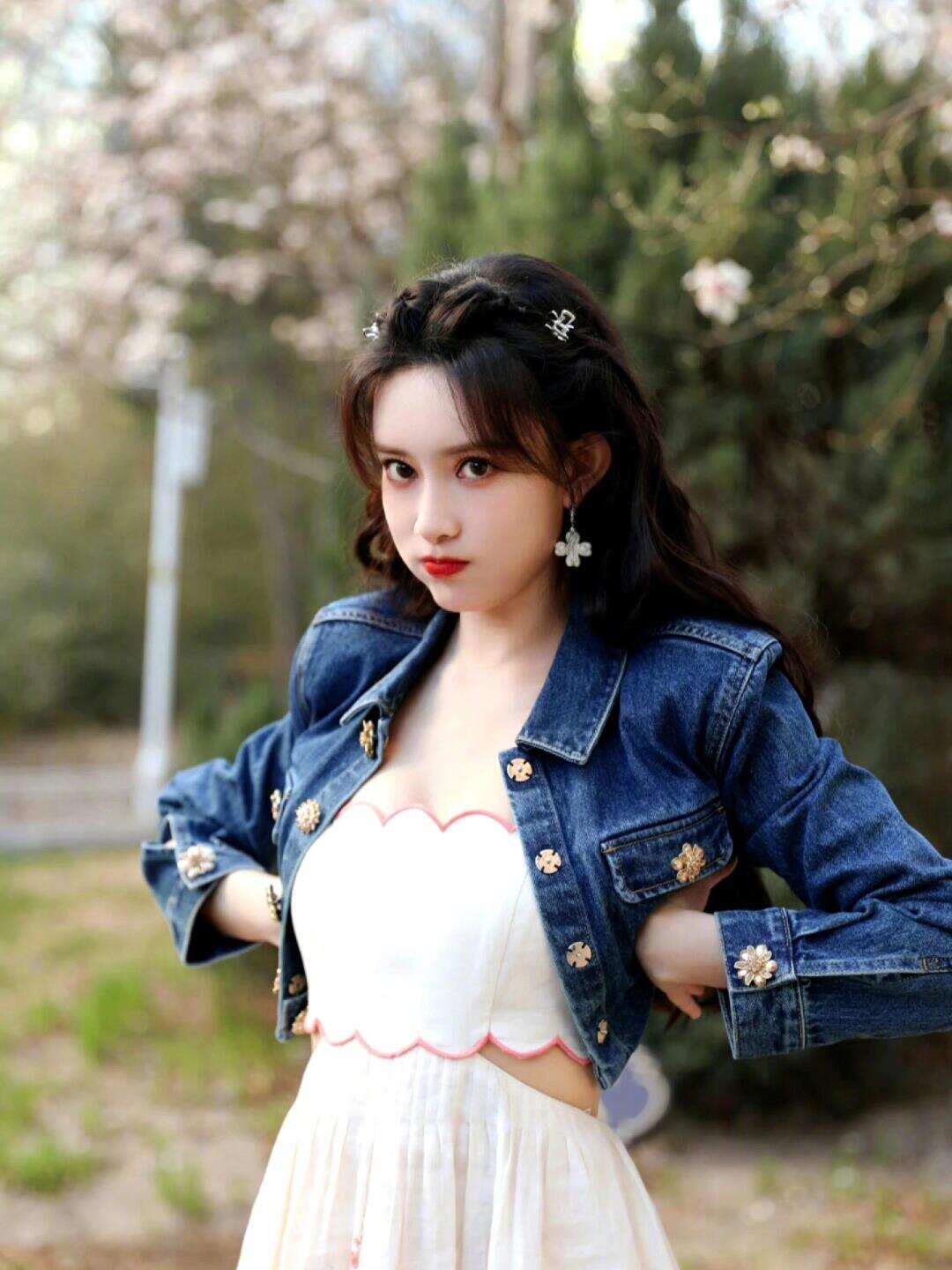 欠欠